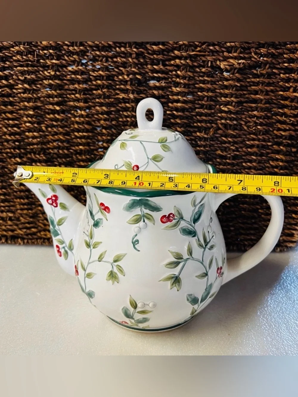 Pfaltzgraff Winterberry Stoneware Teapot Christmas Tea